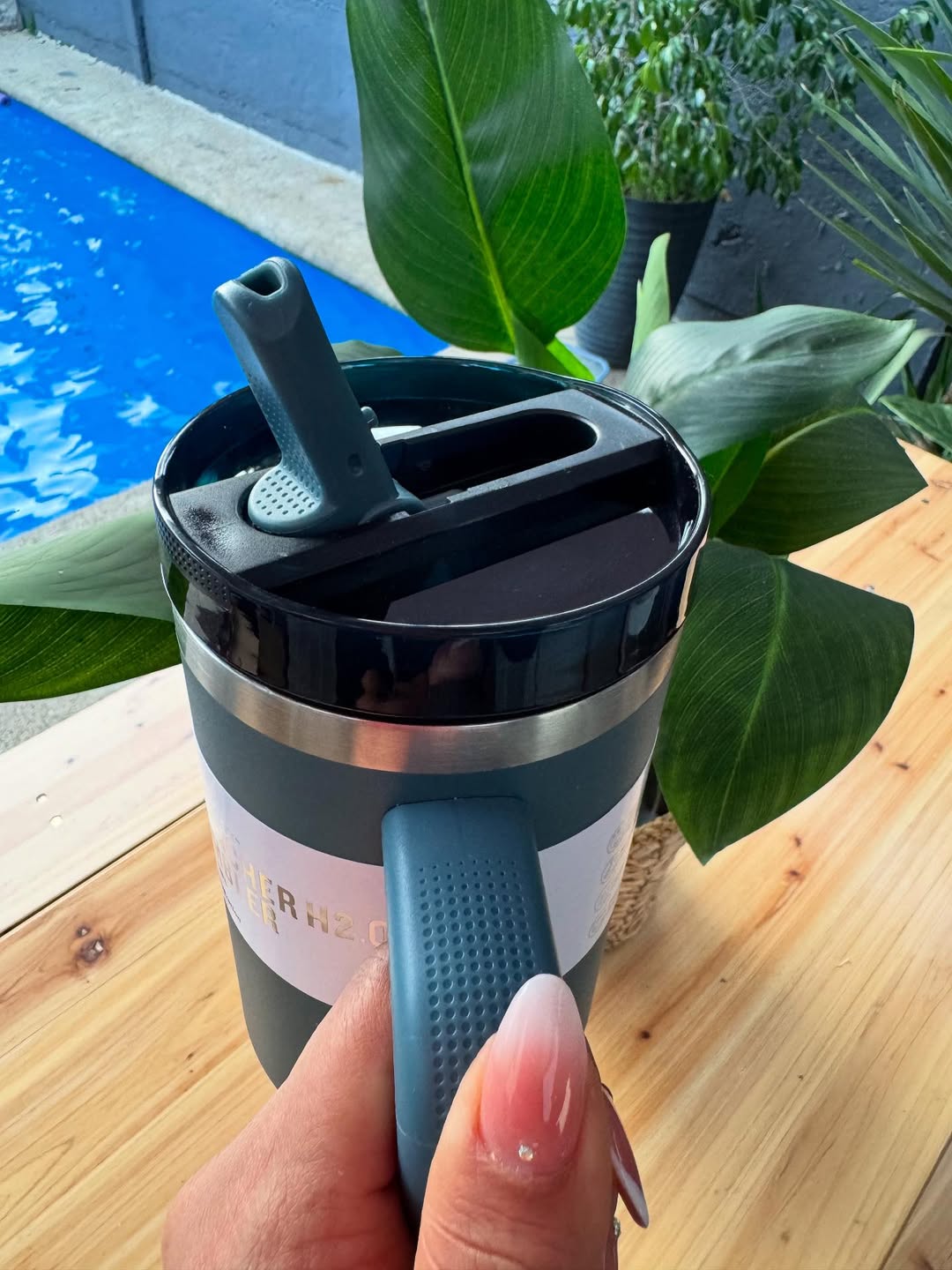 Stanley 1200ML Tumbler Pro Tour Flip Straw Dark Green-IQ