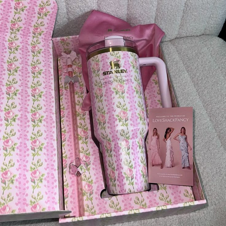 Stanley 1200ML Tumbler Love Shack Pink