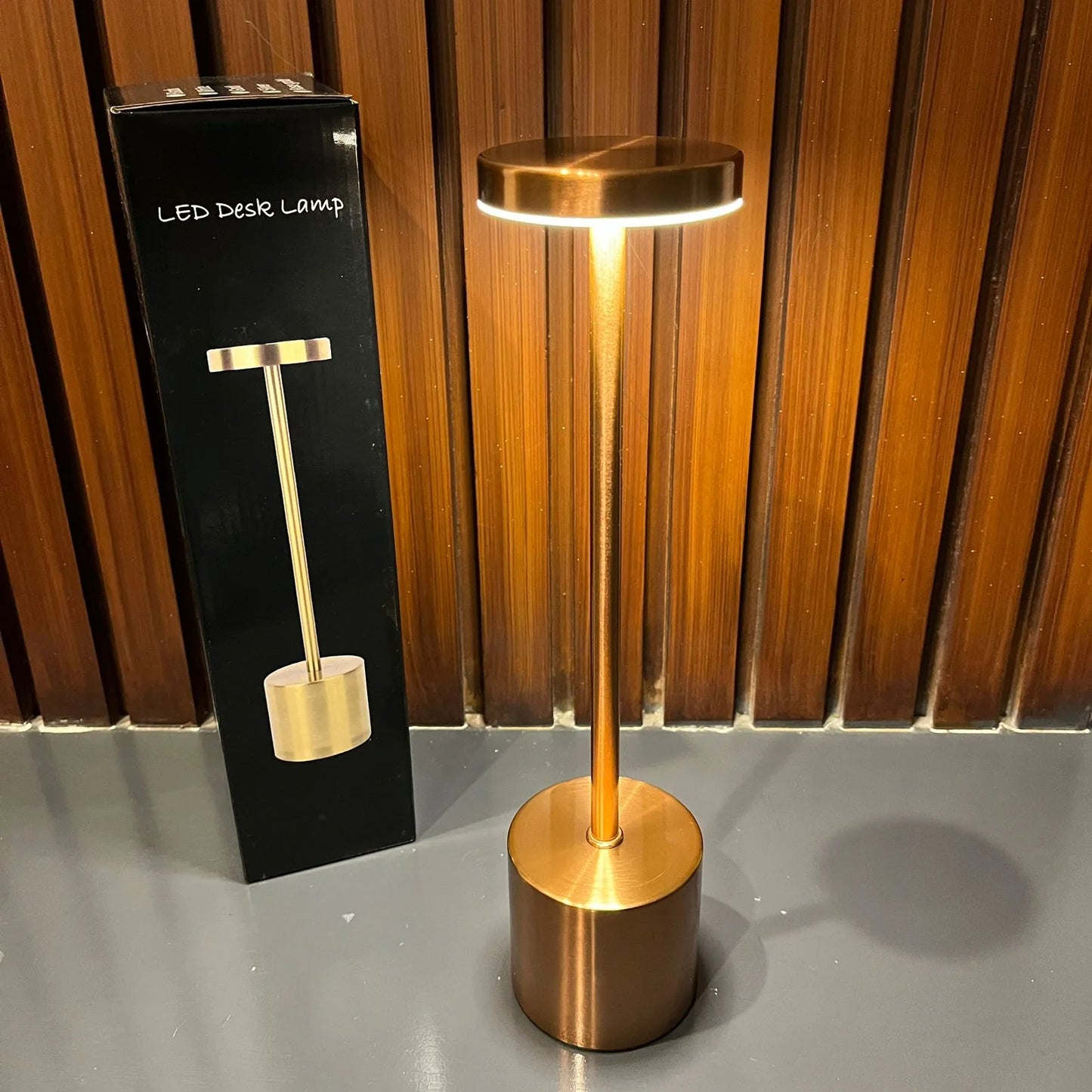 Metal Touch Sensor Rechargeable LED Desk Lamp