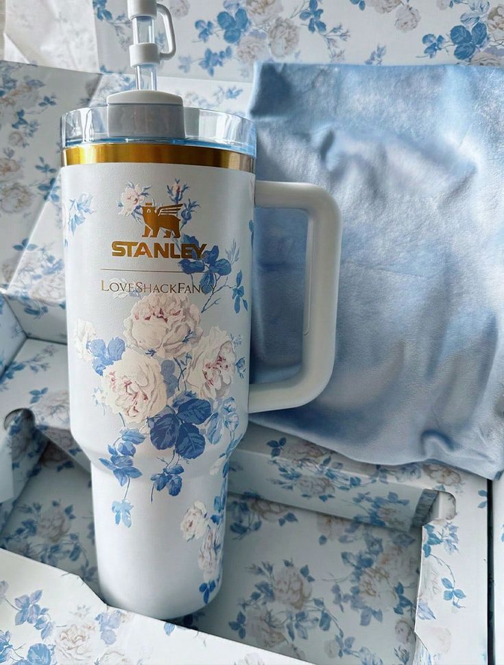 Stanley X 40OZ Tumbler Love Shack Blue With GiftBox