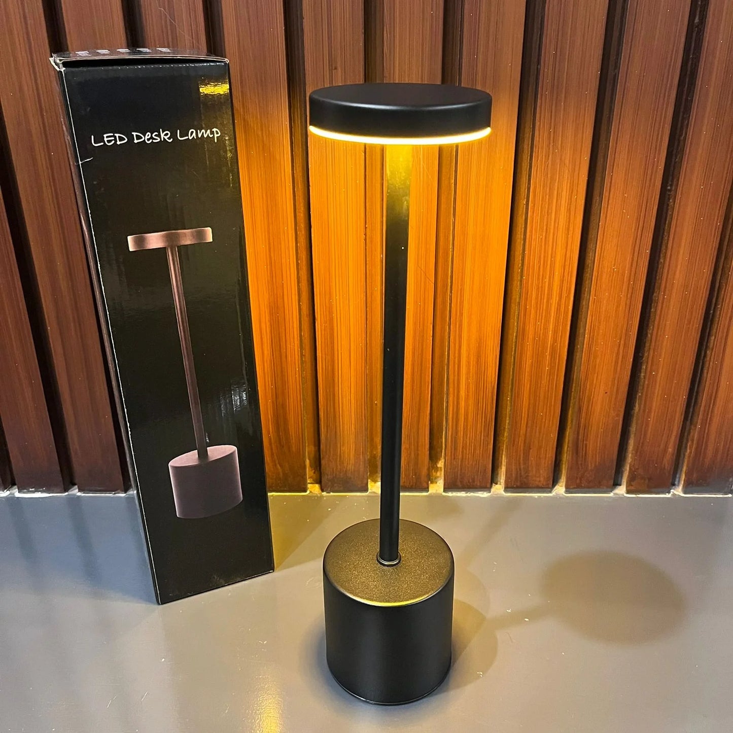 Metal Touch Sensor Rechargeable LED Desk Lamp