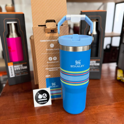 Versatile 30oz Stanley 900ML Flip Straw Tumbler