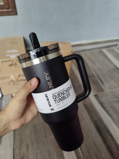 Stanley 1200ML Tumbler Flip Straw Black-HR