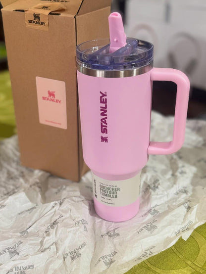 Stanley 40OZ Tumbler Flip Straw Cherry Blossom