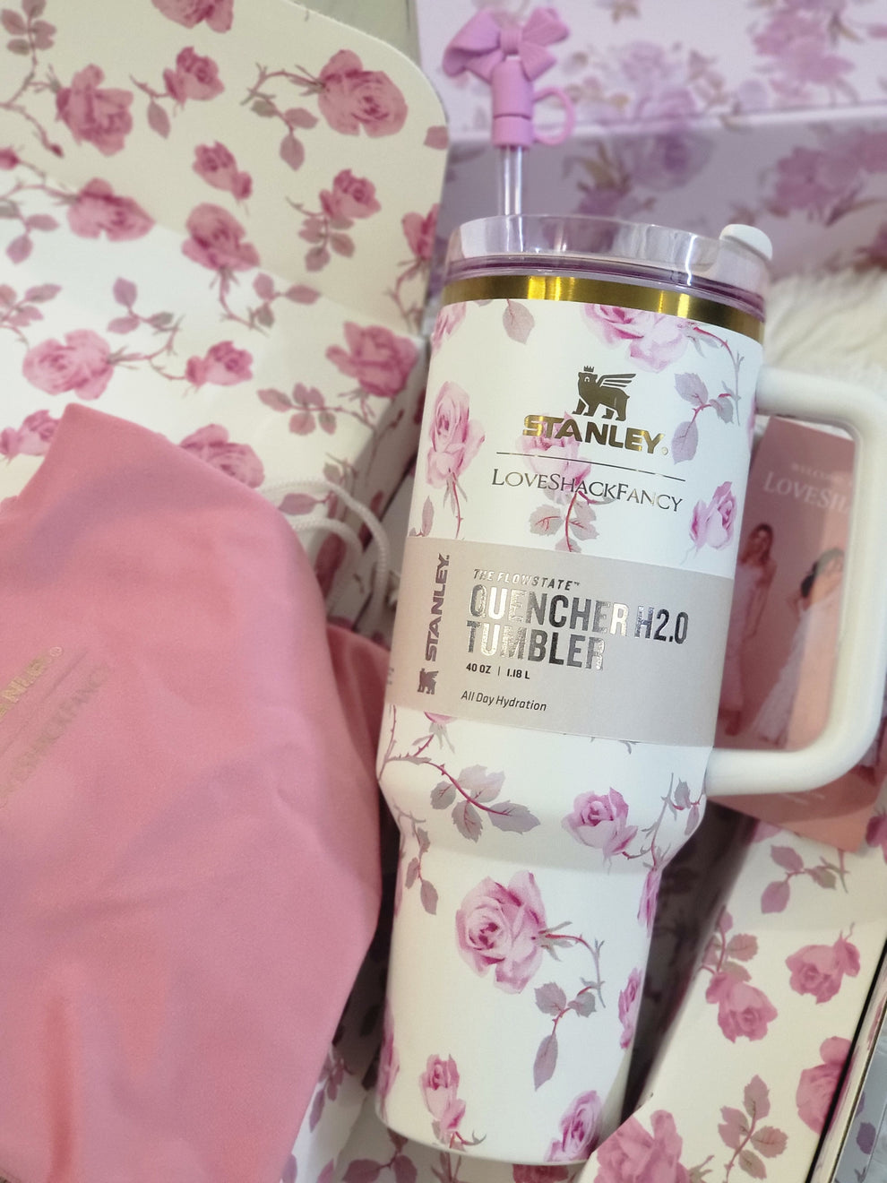 Stanley X 40OZ Tumbler Love Shack White With GiftBox